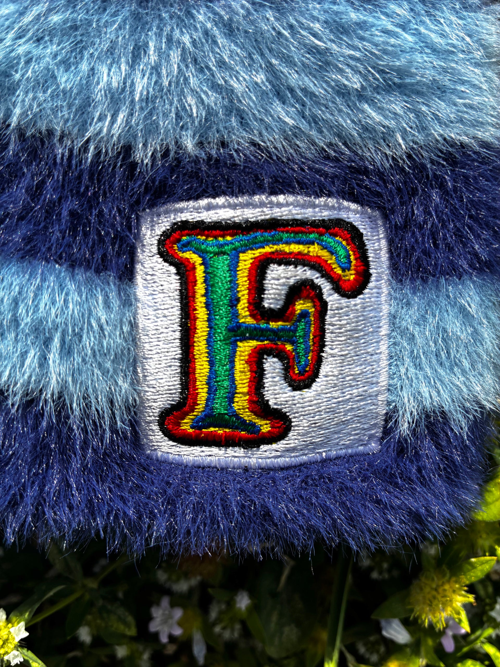 Blue contrast colored beanie (Non satin lined)