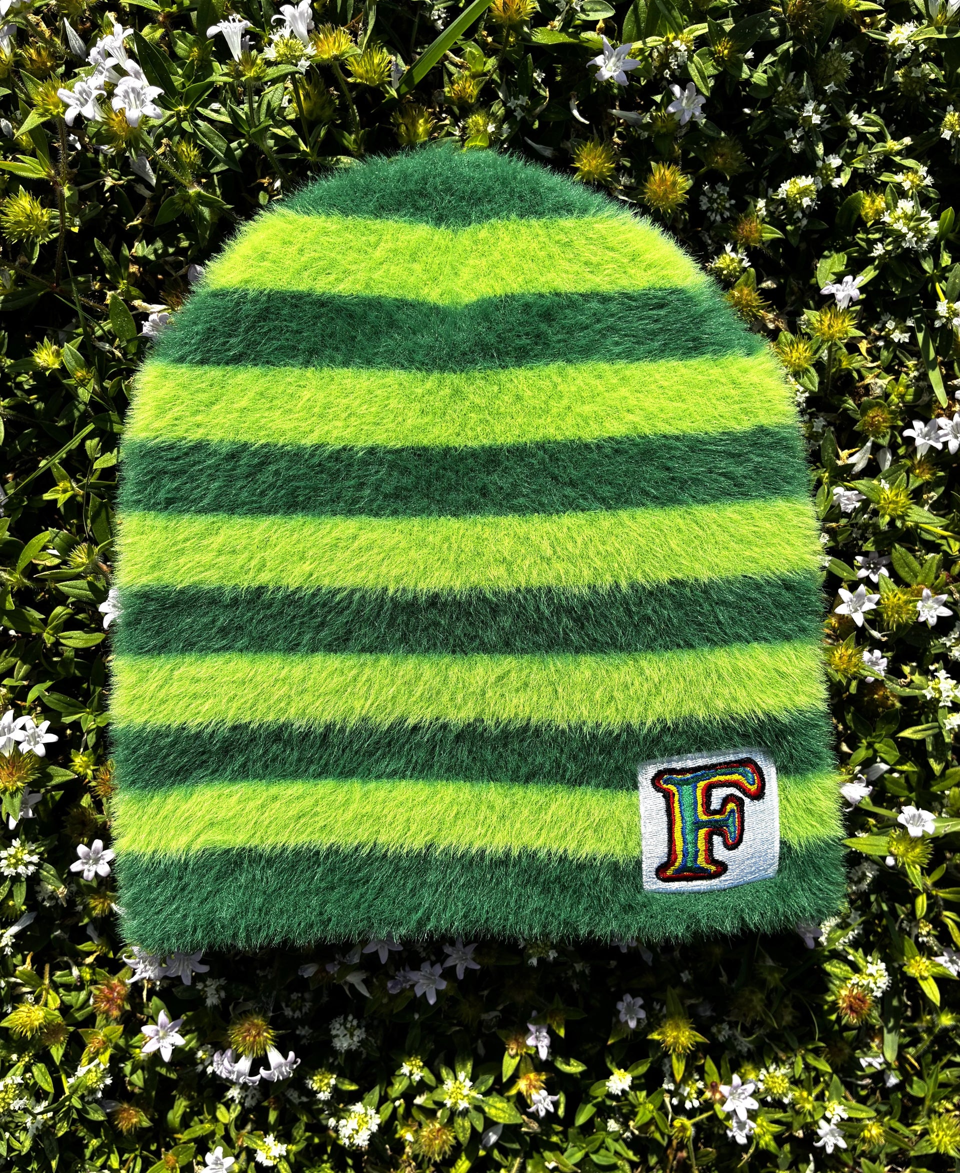 Green contrast colored beanie (Non satin lined)